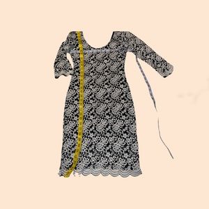 BLK/WHITE MIDI DRESS